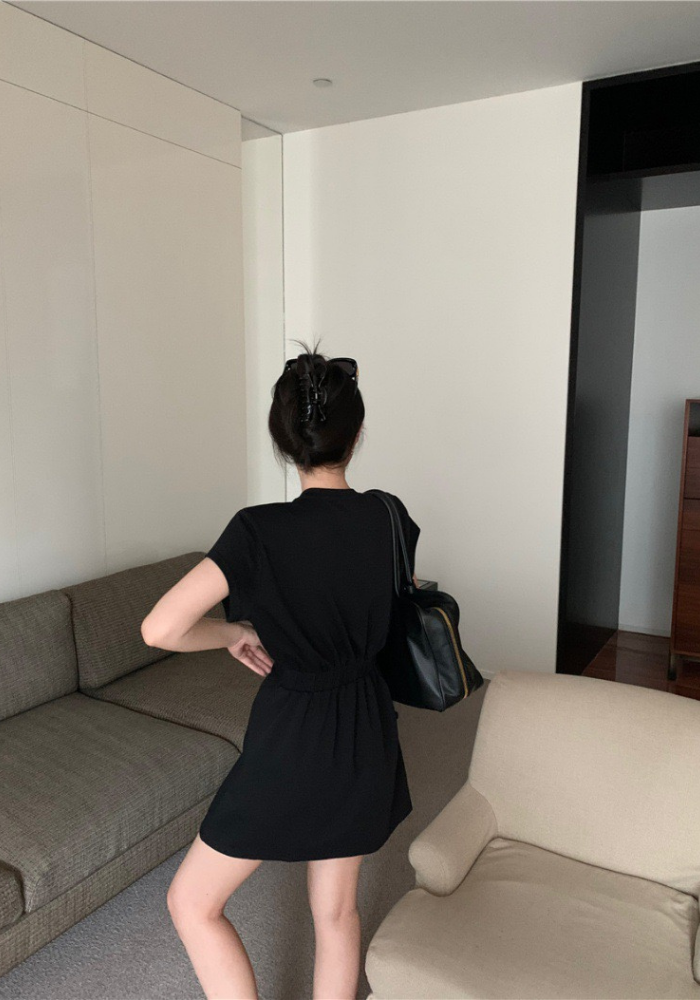 復古立體字母印花短款連身裙