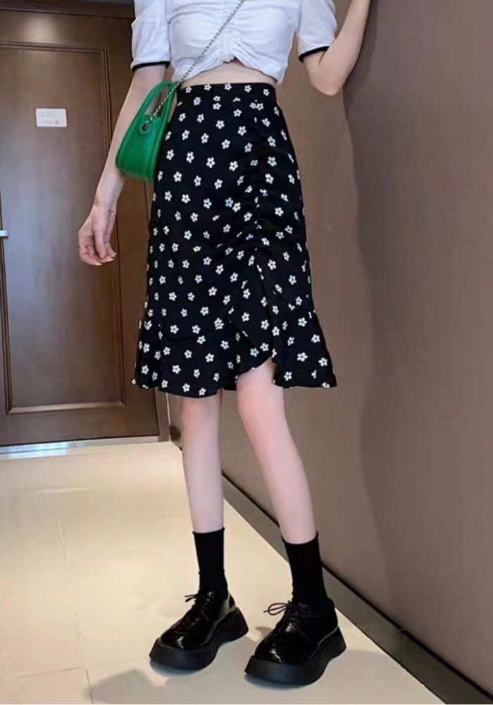 碎花魚尾包臀半身裙