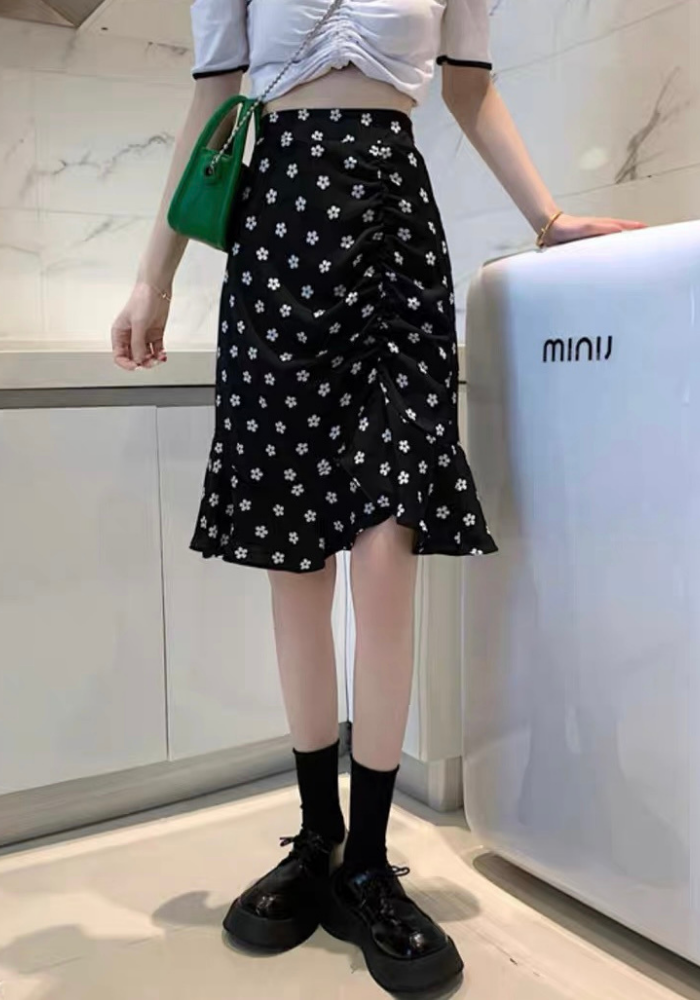 碎花魚尾包臀半身裙