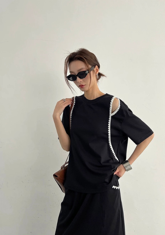 New Black Off-Shoulder T+ Slit Skirt Set