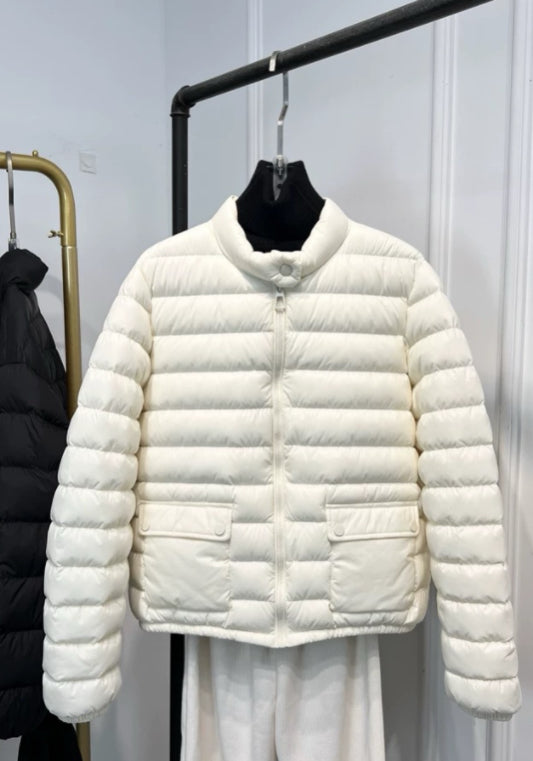 簡約薄羽絨服