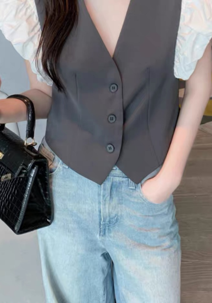 French V-neck puff sleeve blazer