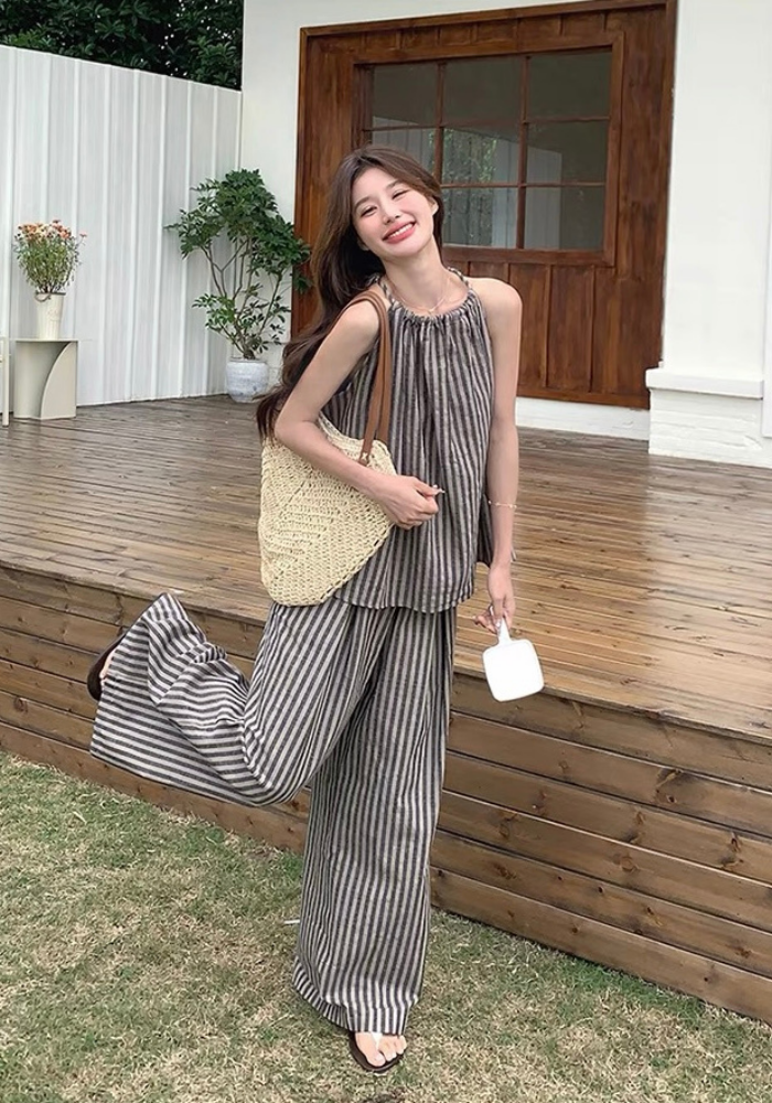 Resort style striped top + wide leg pants suit