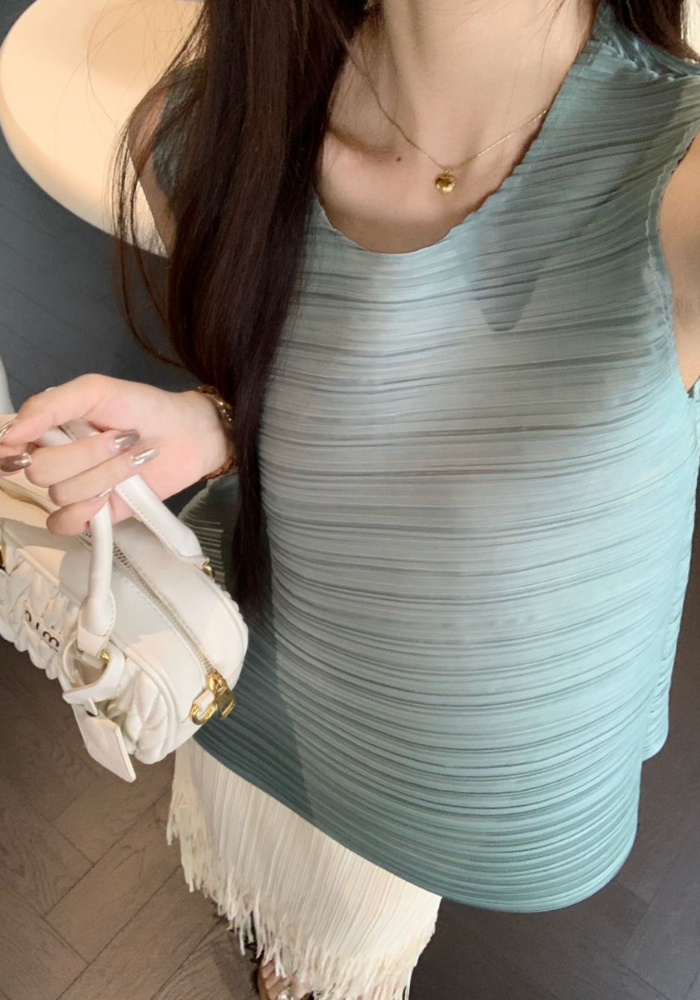 French camisole + fringed skirt