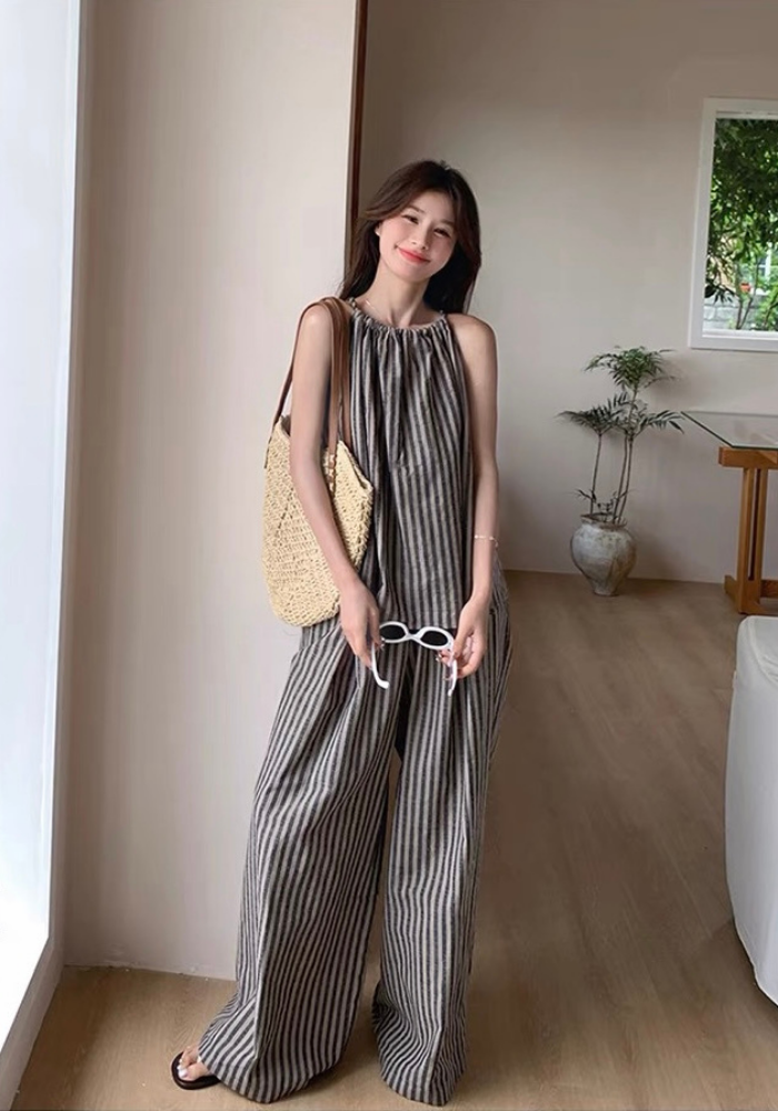 Resort style striped top + wide leg pants suit