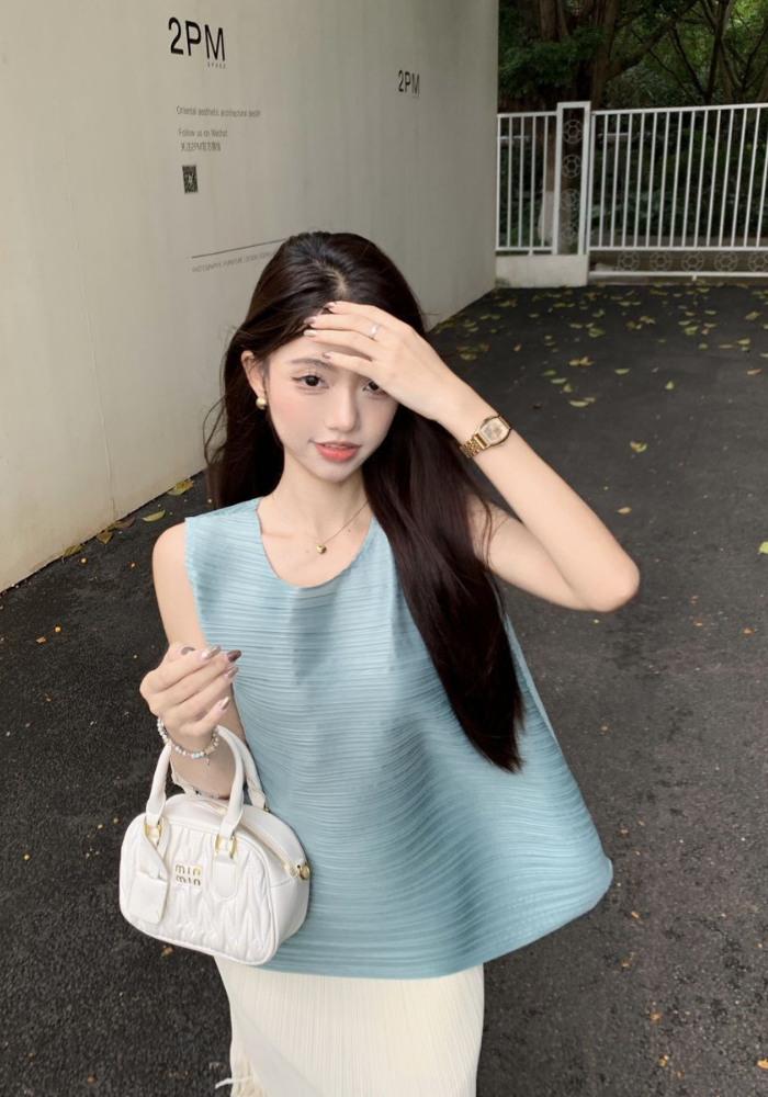French camisole + fringed skirt