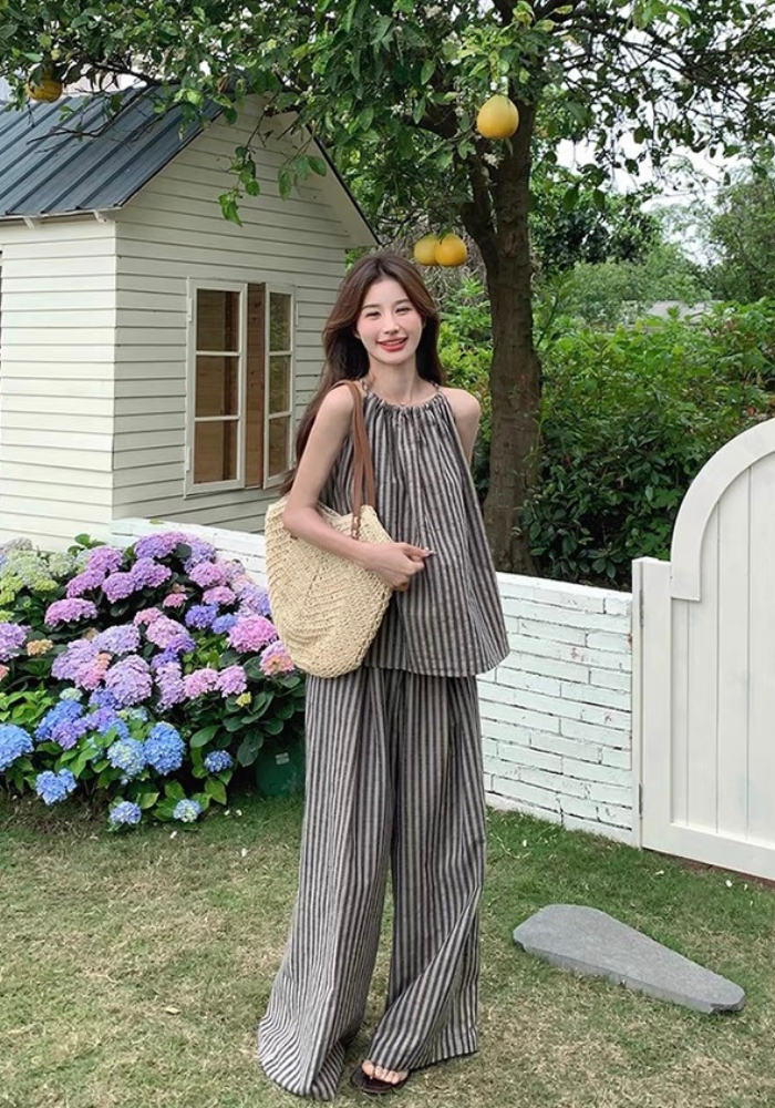 Resort style striped top + wide leg pants suit