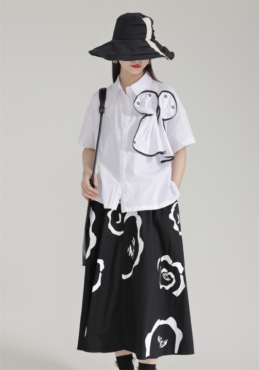 black and white print set