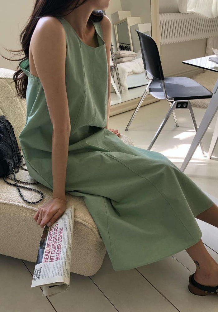簡約後背交叉無袖背心裙