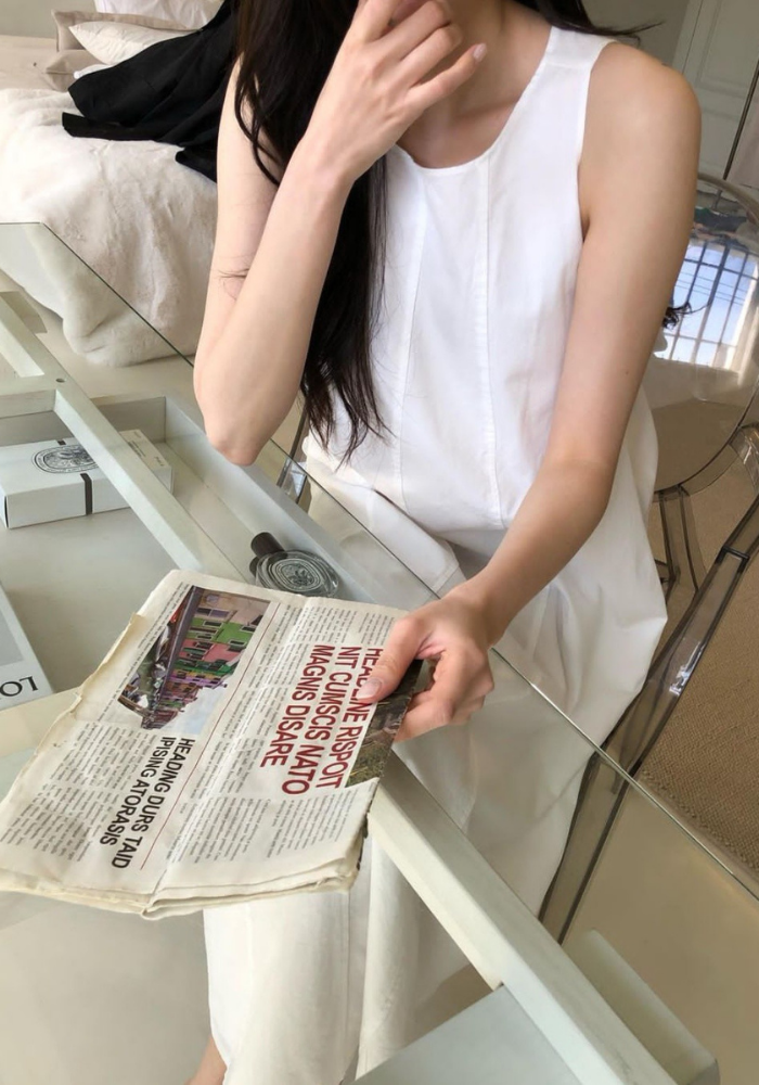 簡約後背交叉無袖背心裙
