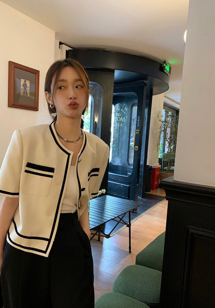 小香風短款西裝外套