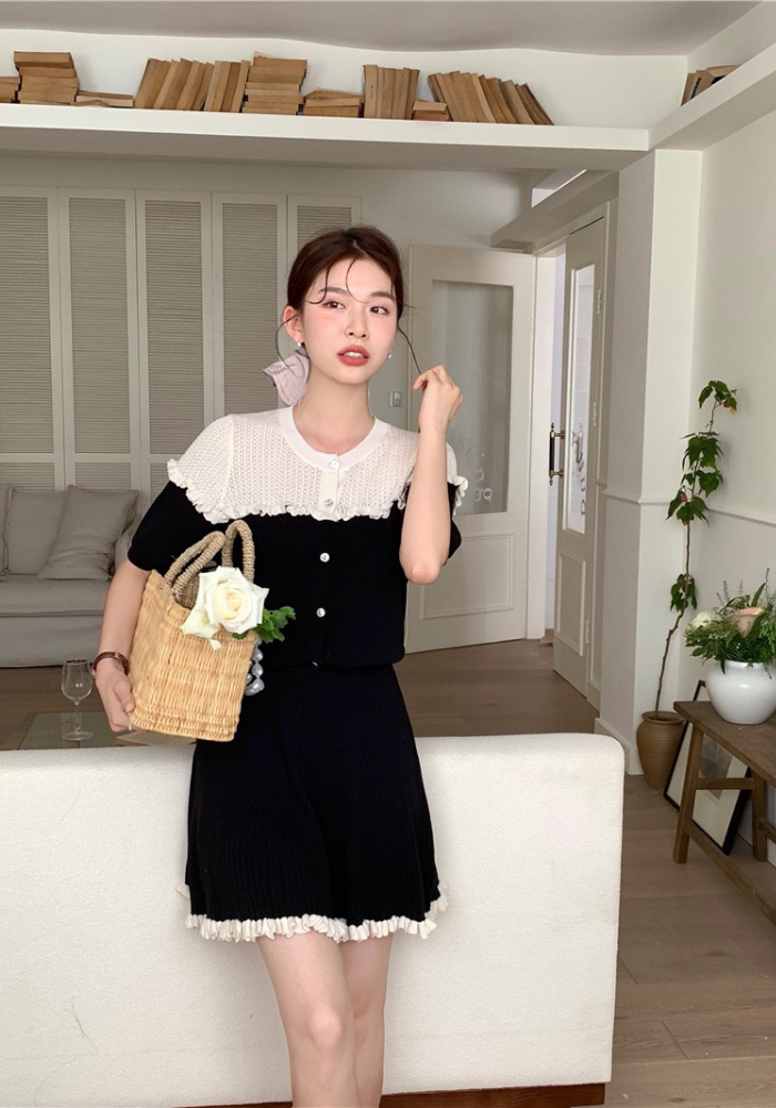 Contrast color knitted lace top + skirt set