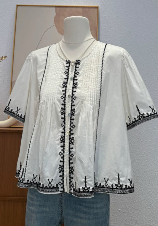 刺繡寬鬆上衣