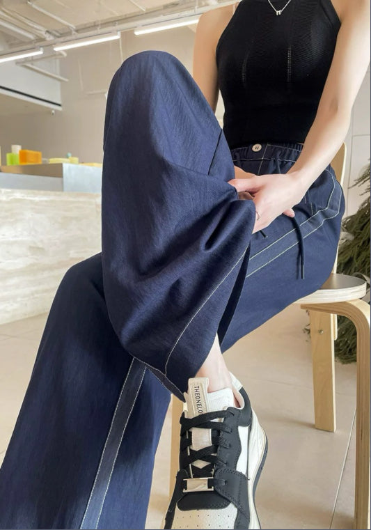深藍牛仔褲