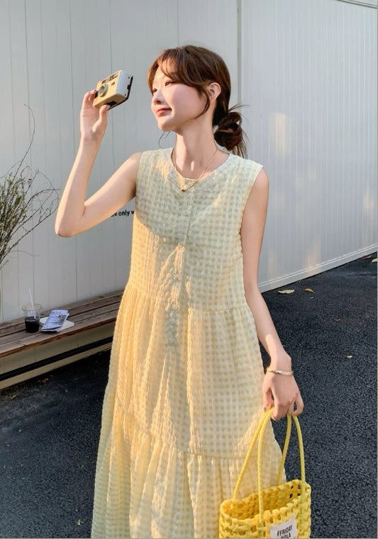 淡黃背心裙