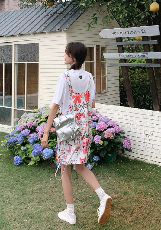 塗鴉背帶裙