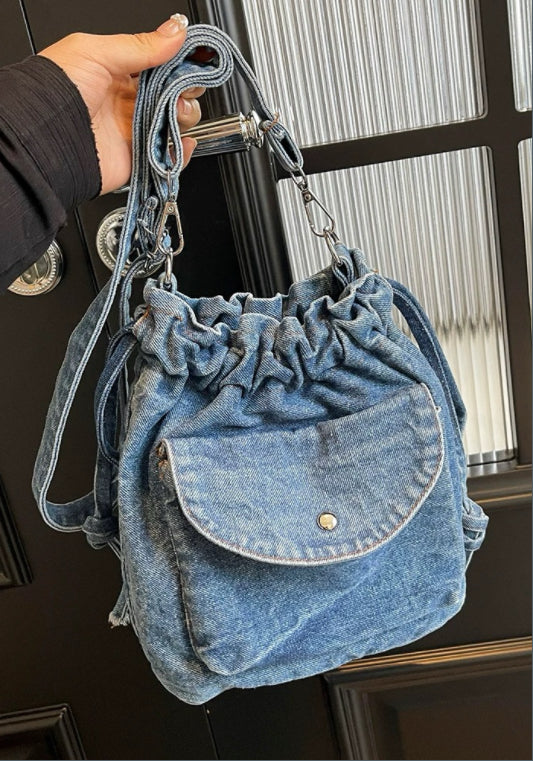 牛仔水桶包