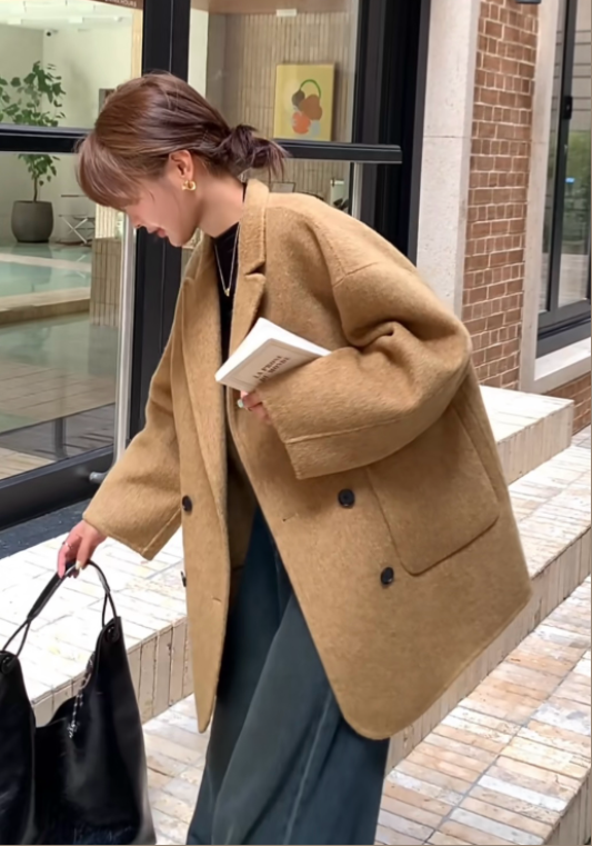 卡其羊毛西服