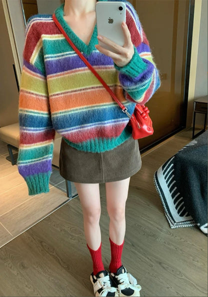 彩虹條紋毛衣