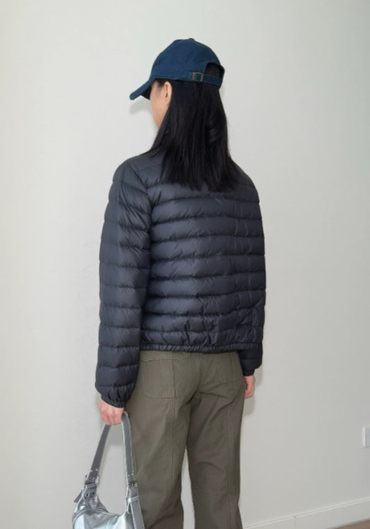 簡約薄羽絨服
