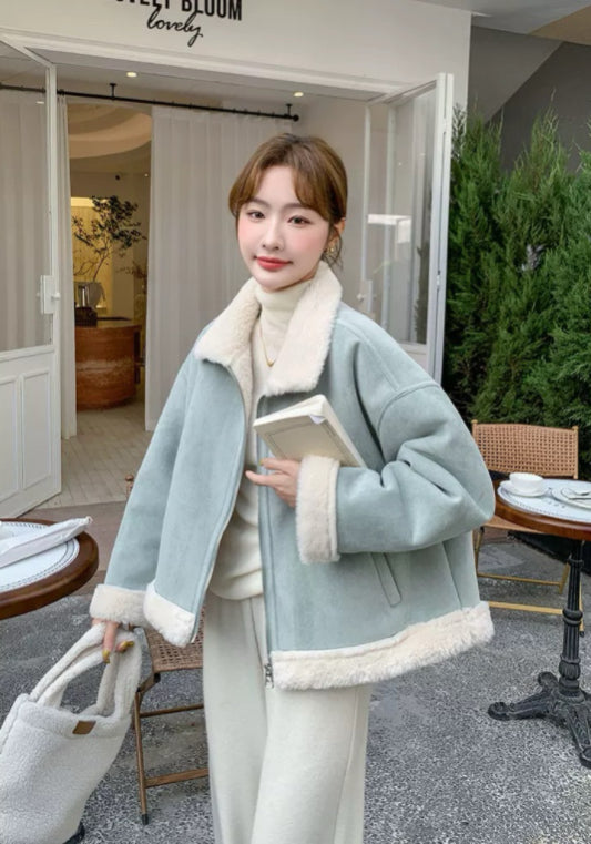 藍色羊羔毛外套