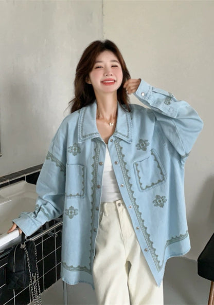 藍色刺繡外套