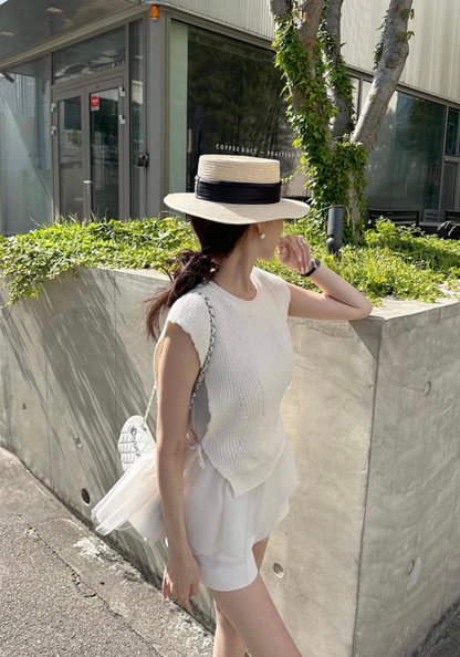 Mesh cake skirt + knitted vest suit