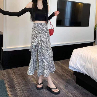 Unruly floral skirt