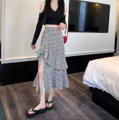 Unruly floral skirt