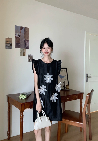 立體花朵小飛袖連身裙