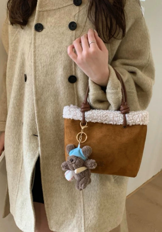 卡其毛絨挎袋