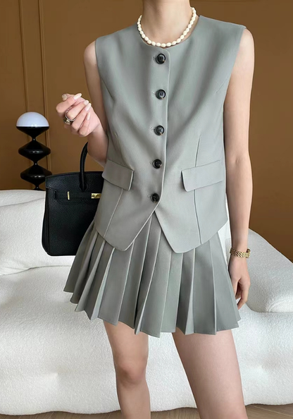 Suit vest + skirt suit