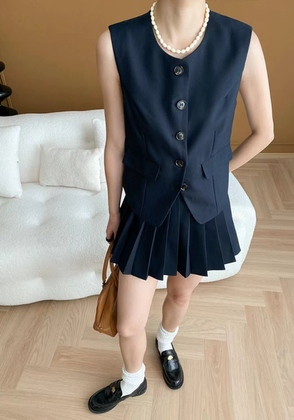 Suit vest + skirt suit