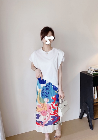 Printed straight pleated skirt