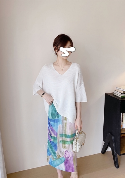 Printed straight pleated skirt