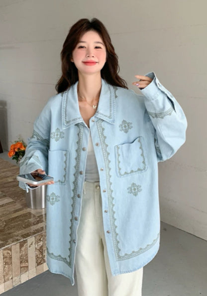 藍色刺繡外套