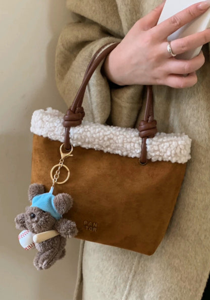 卡其毛絨挎袋