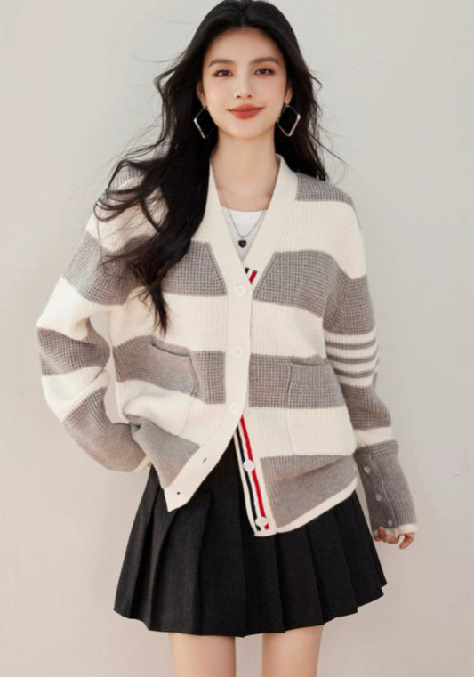 灰白條紋針織外套