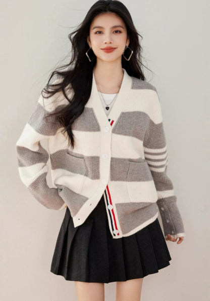 灰白條紋針織外套