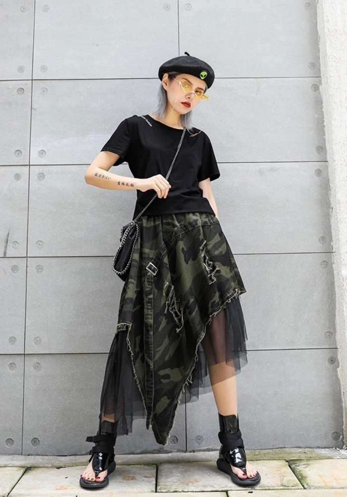 [Mesh denim camouflage skirt]