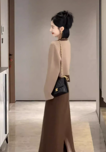Simple contrasting color suit