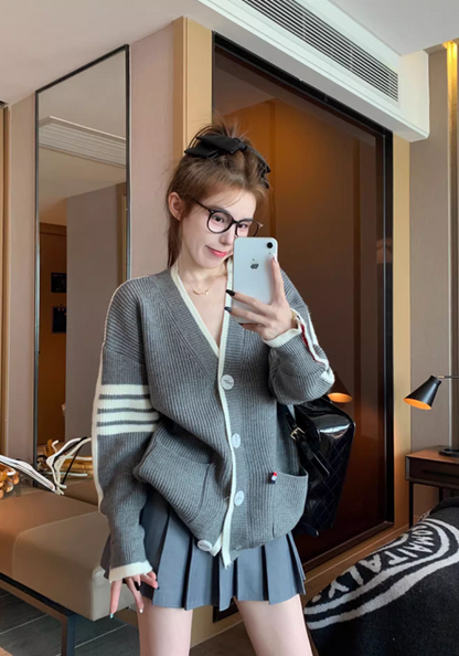 Premium gray knitted cardigan