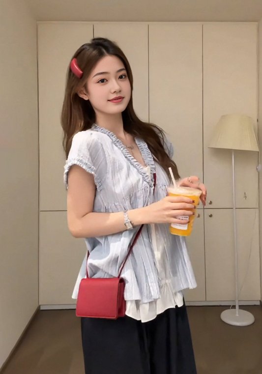 假兩件藍襯衫