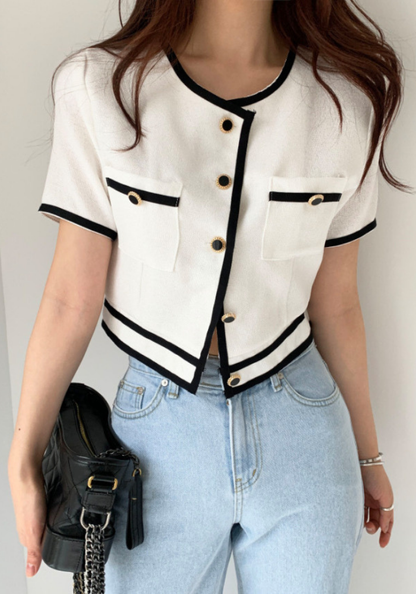 [Round neck color-blocked single-breasted straight short jacket]