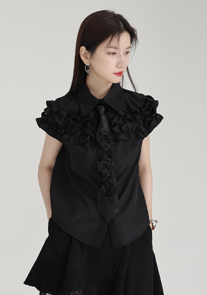 [Designed three-dimensional flower tie shirt]