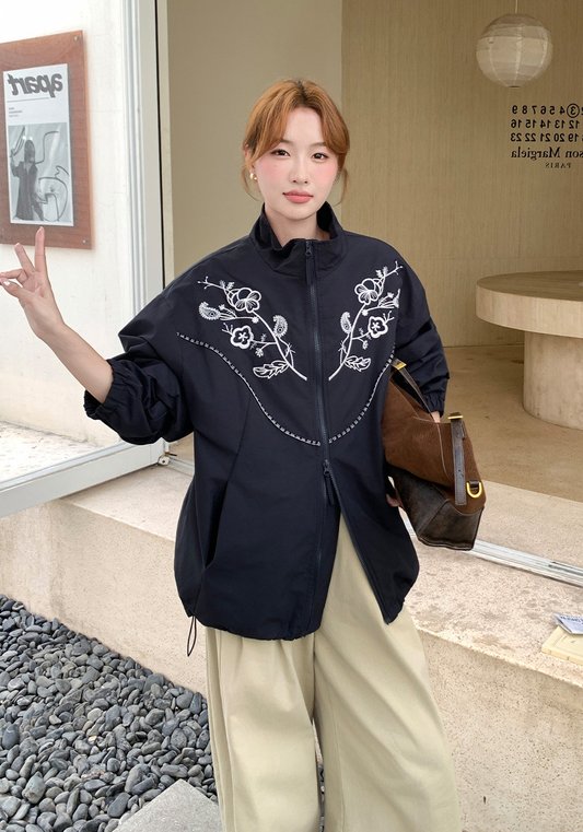 深藍色刺繡外套