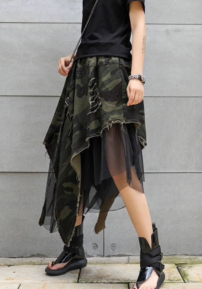 [Mesh denim camouflage skirt]