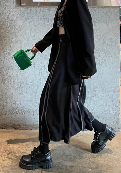 黑色線條半裙