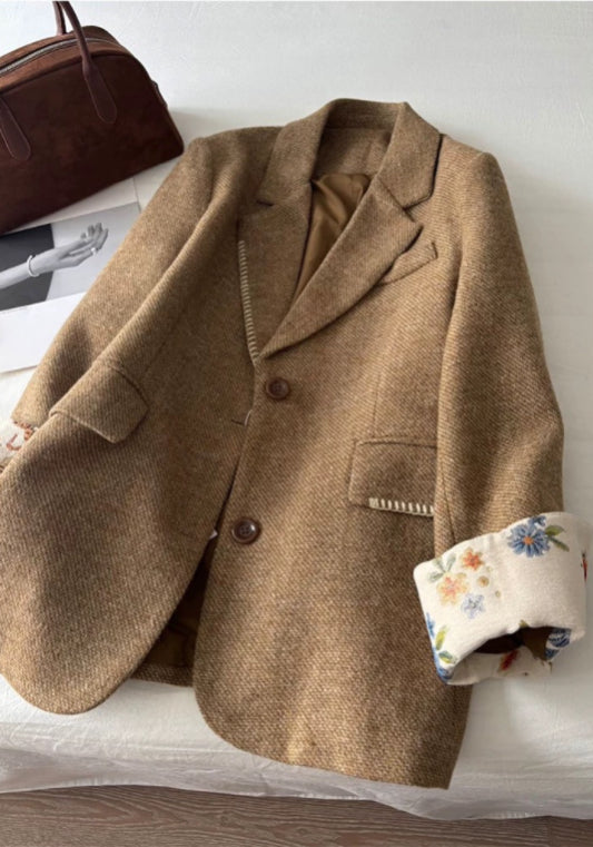 啡色西裝外套