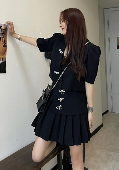 Small fragrant bow top + skirt suit